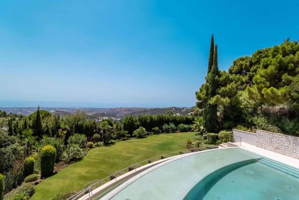 Luxury properties for sale